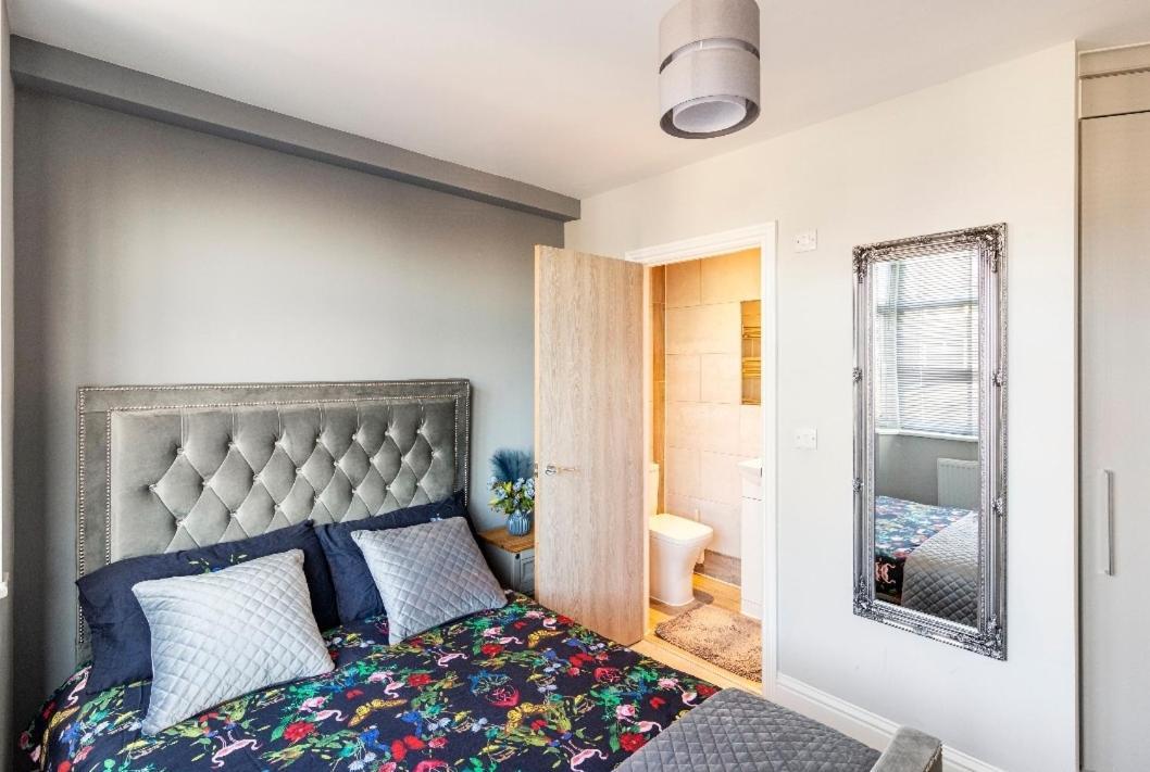 Luxury House 4 Ensuite Bedrooms, Free Parking ,Wifi Oxford Dış mekan fotoğraf