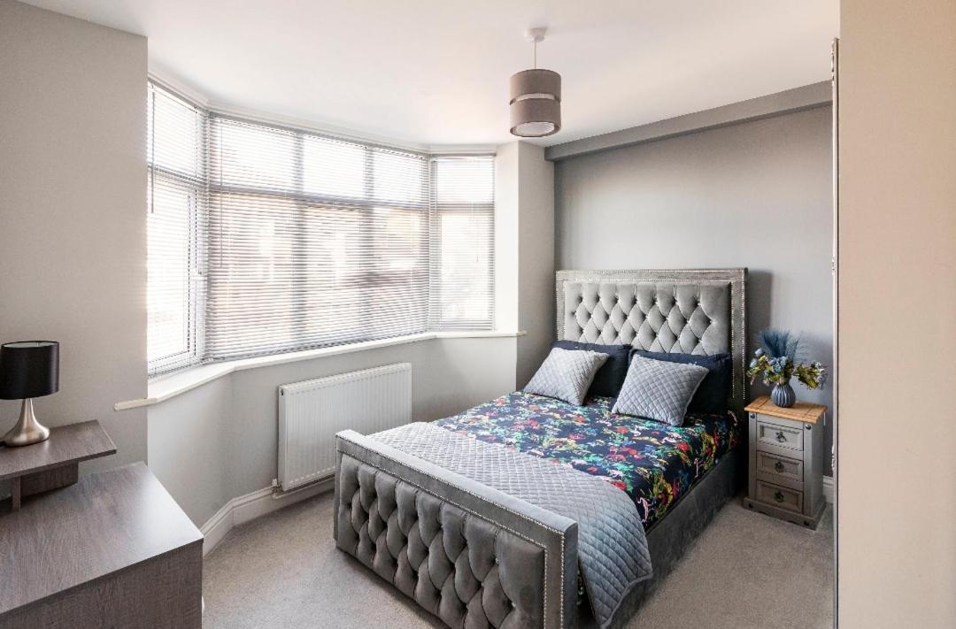 Luxury House 4 Ensuite Bedrooms, Free Parking ,Wifi Oxford Dış mekan fotoğraf