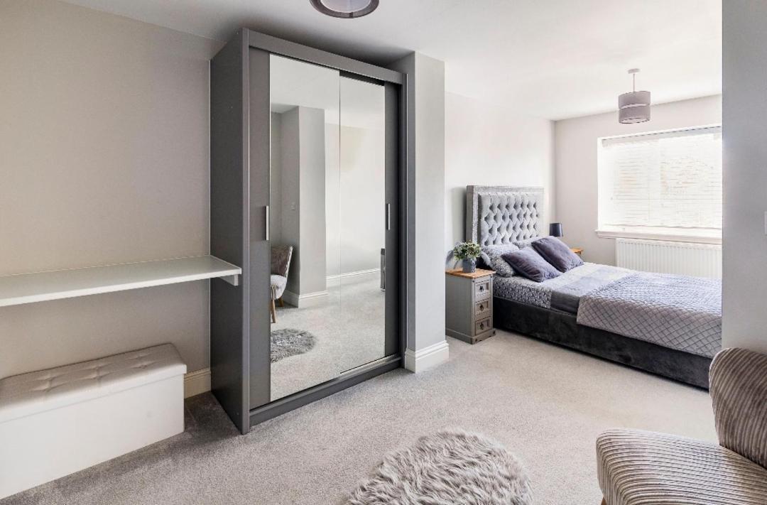 Luxury House 4 Ensuite Bedrooms, Free Parking ,Wifi Oxford Dış mekan fotoğraf
