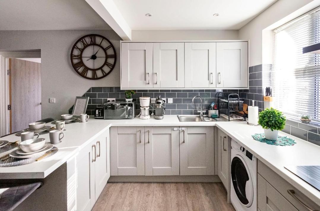 Luxury House 4 Ensuite Bedrooms, Free Parking ,Wifi Oxford Dış mekan fotoğraf